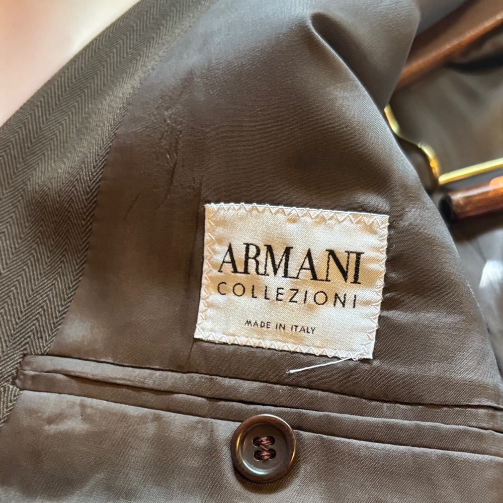Armani Collezioni elegant Black Men's Suit 38R - Picture 2 of 11